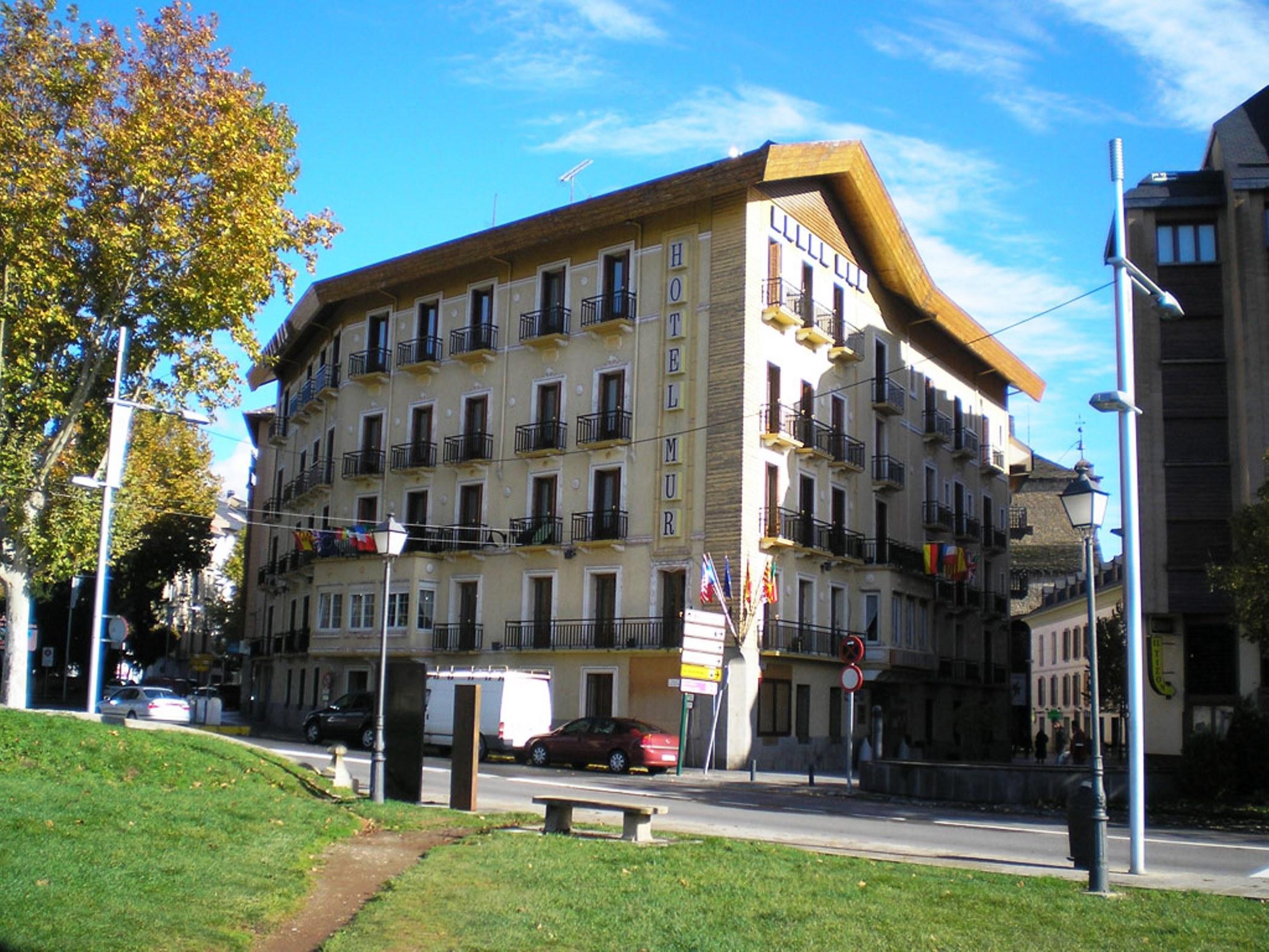 Hotel Mur Jaca Luaran gambar