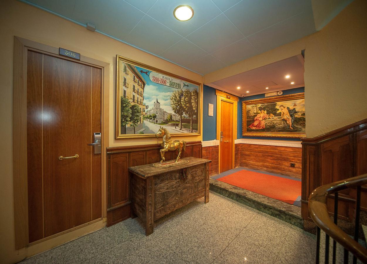 Hotel Mur Jaca Luaran gambar