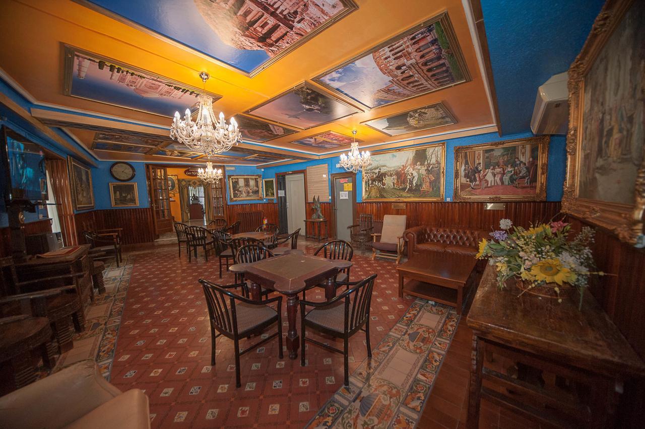 Hotel Mur Jaca Luaran gambar
