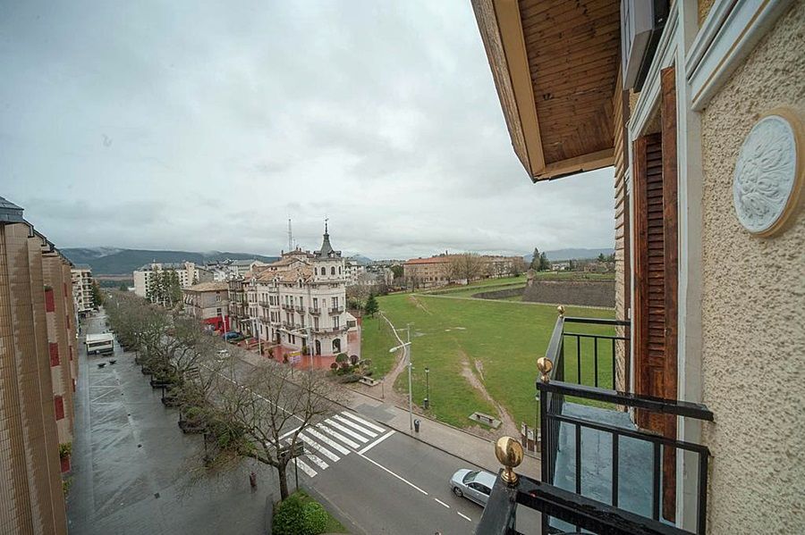 Hotel Mur Jaca Luaran gambar